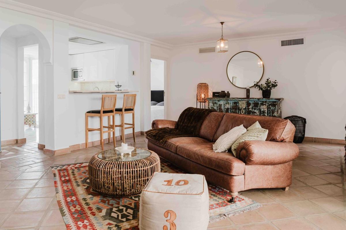 Apartment for Sale in Casares
