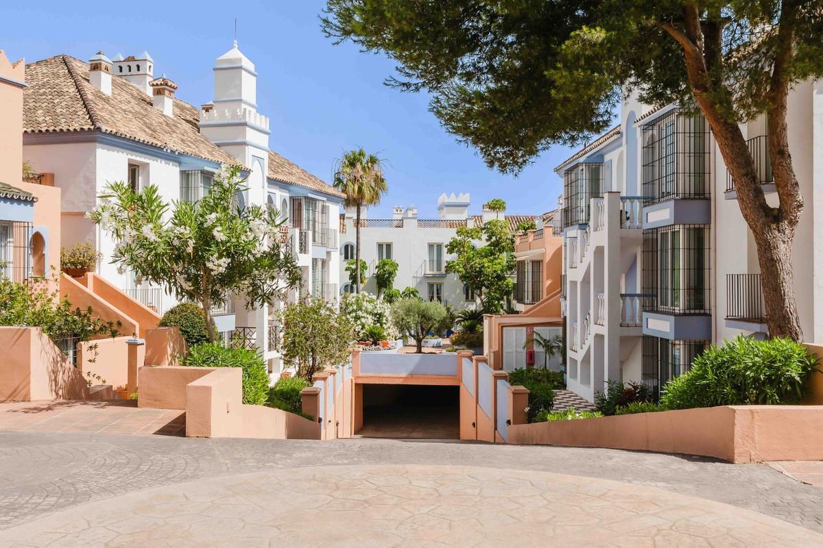 Apartment for Sale in Casares