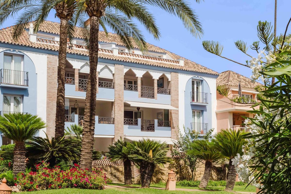 Apartment for Sale in Casares