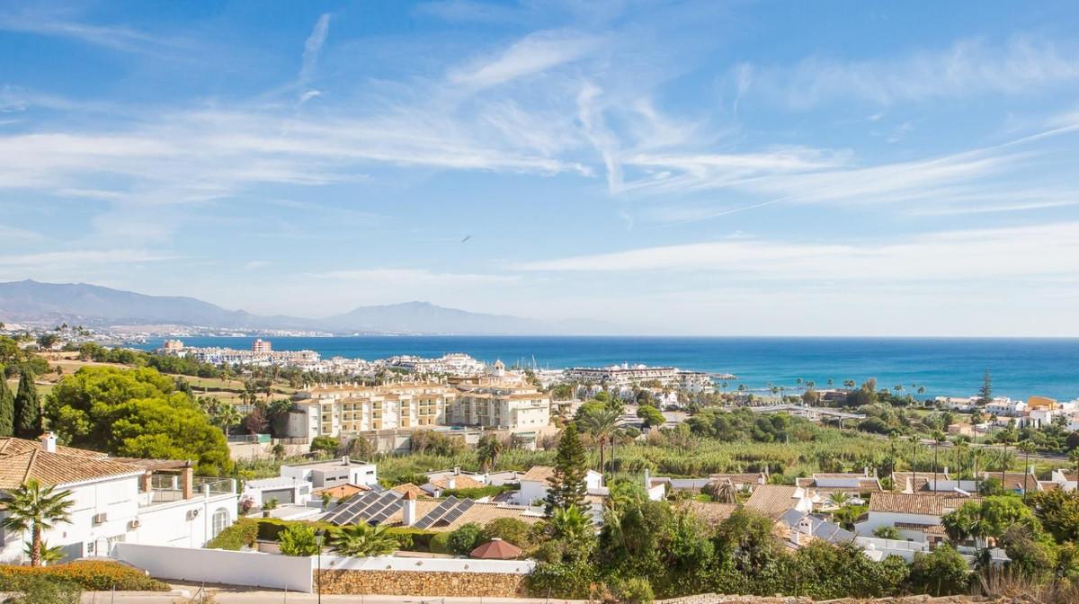 Penthouse for Sale in Manilva