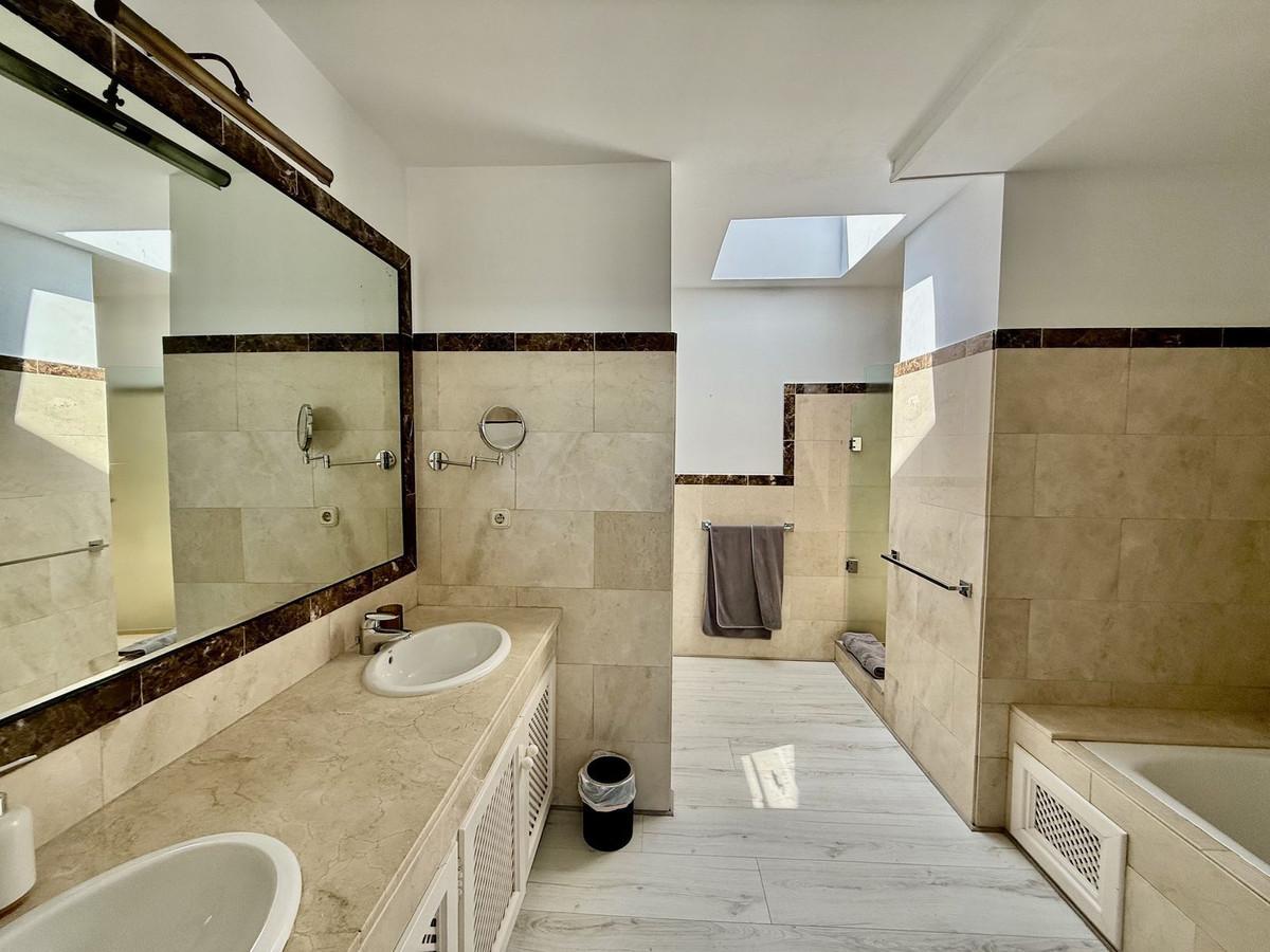 Penthouse for Sale in Casares
