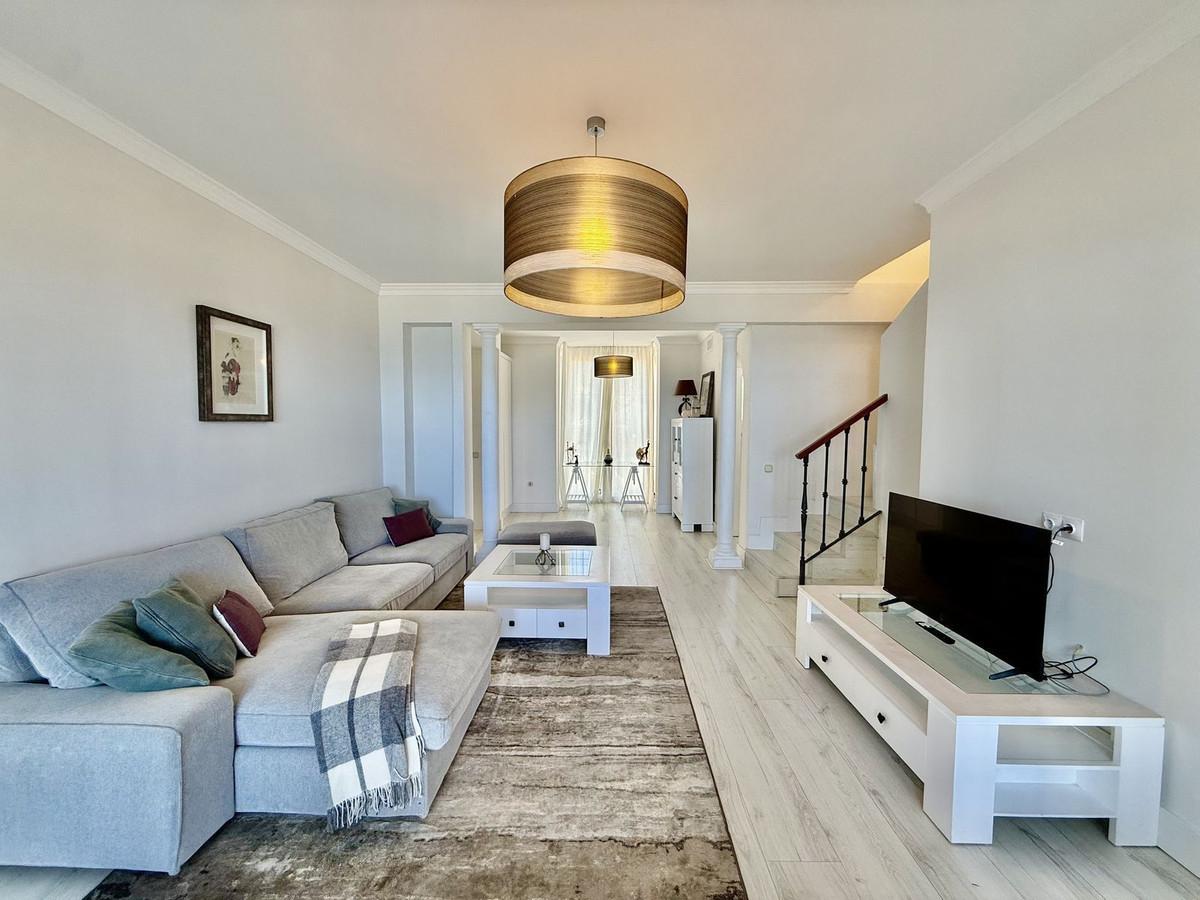 Penthouse for Sale in Casares