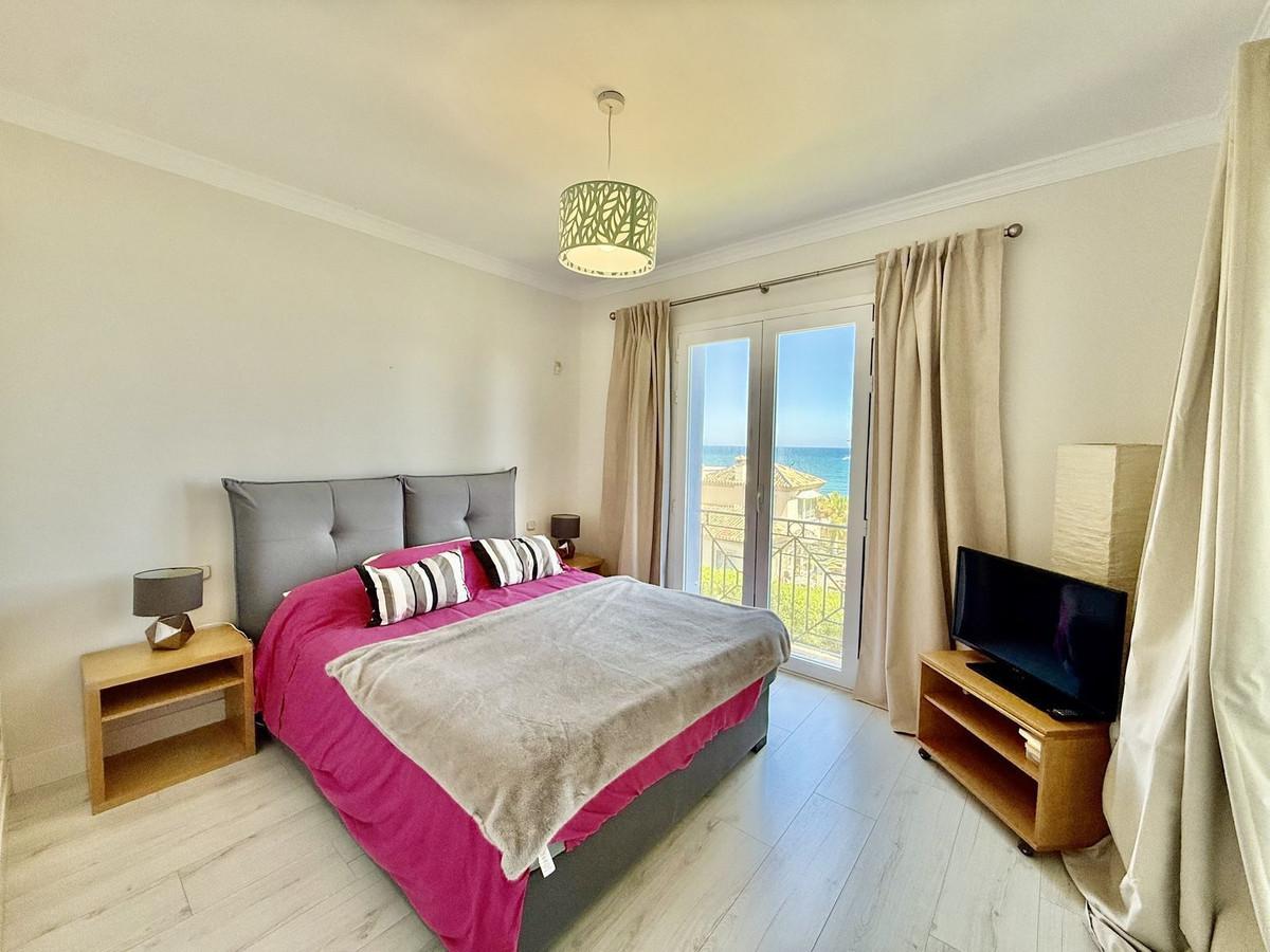Penthouse for Sale in Casares