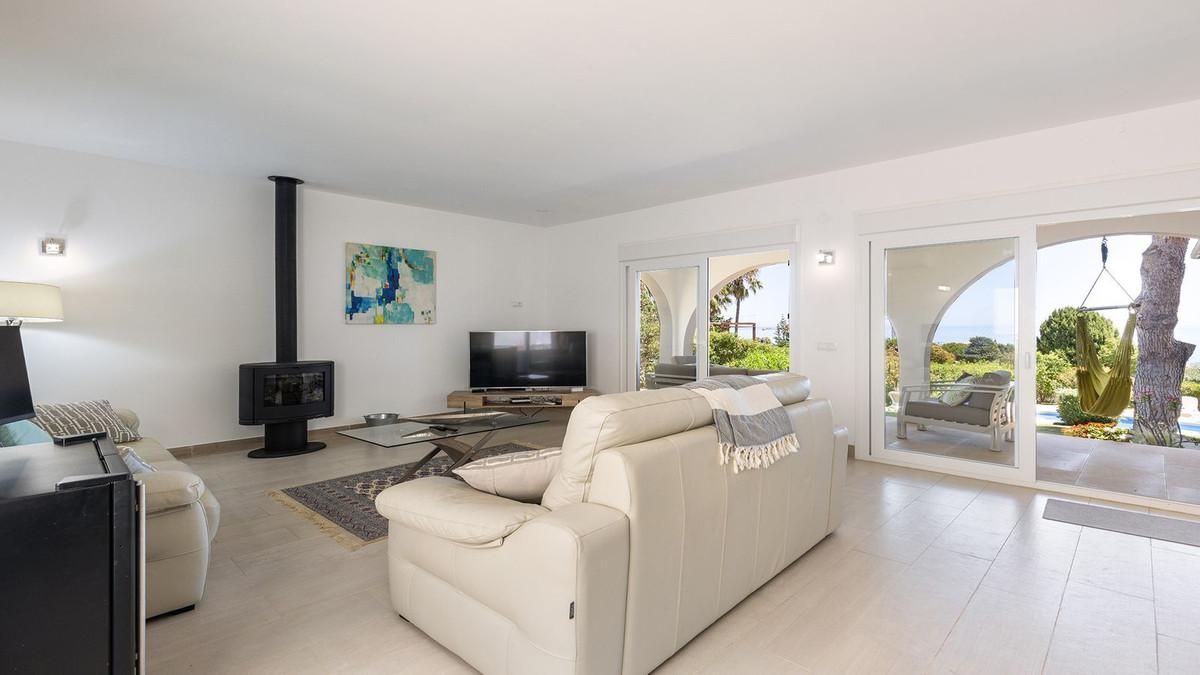 Villa for Sale in Manilva