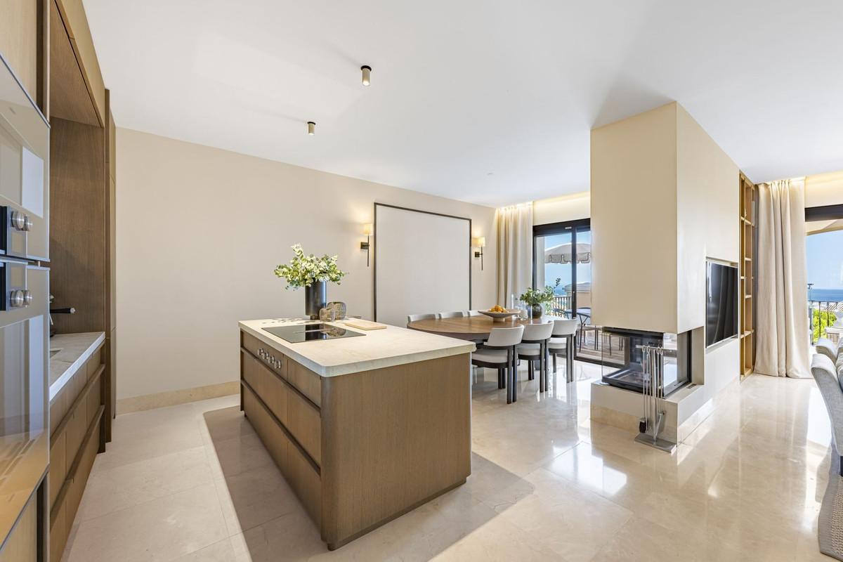 Penthouse for Sale in Benahavís