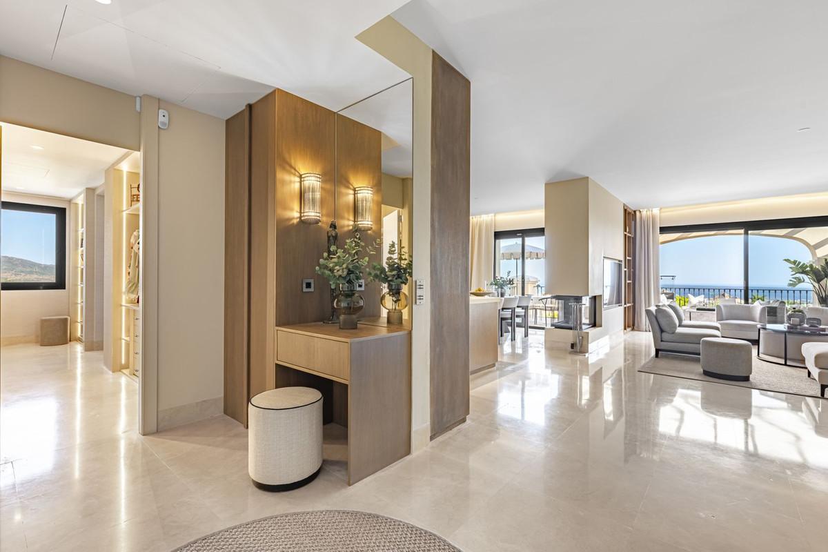 Penthouse for Sale in Benahavís