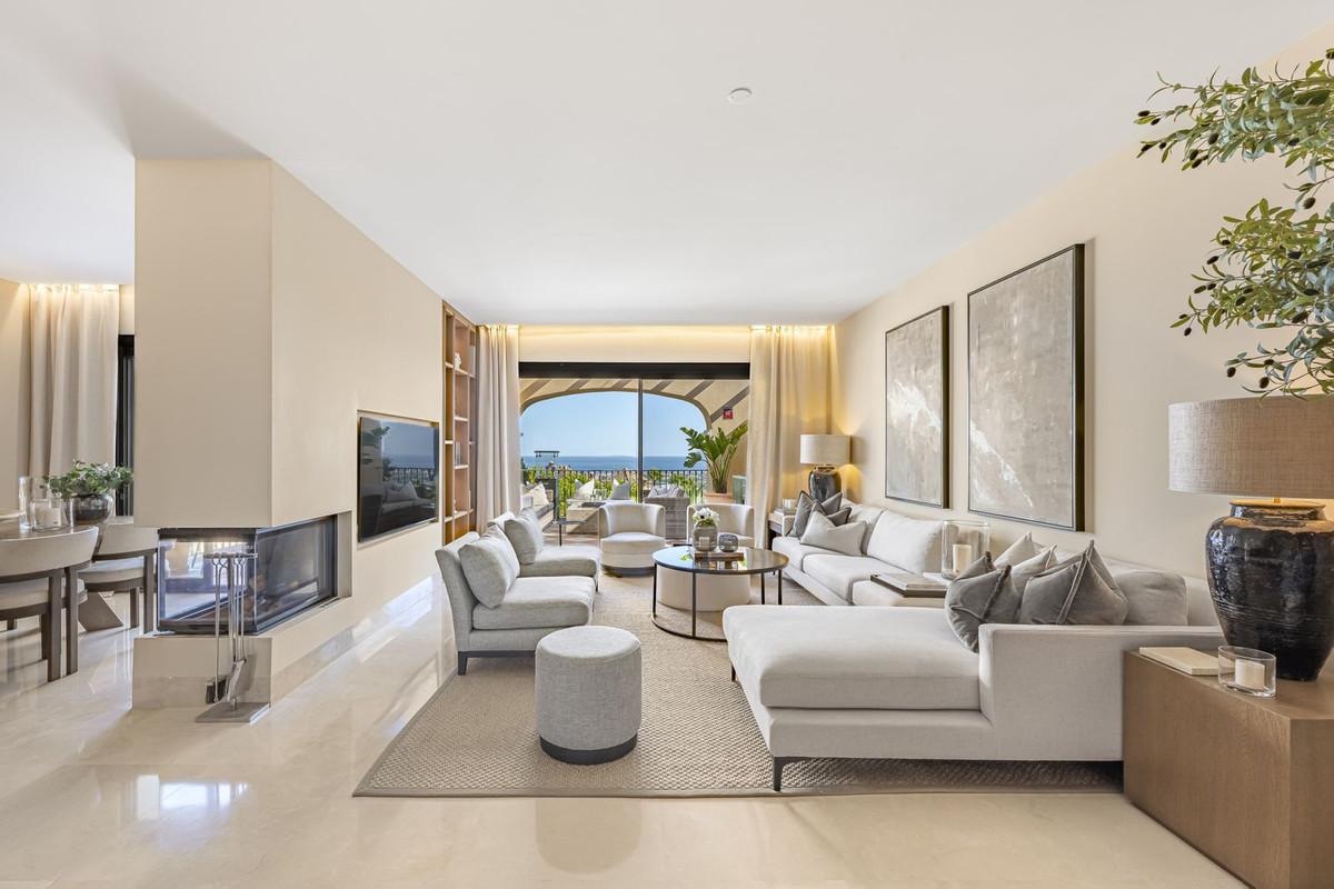 Penthouse for Sale in Benahavís