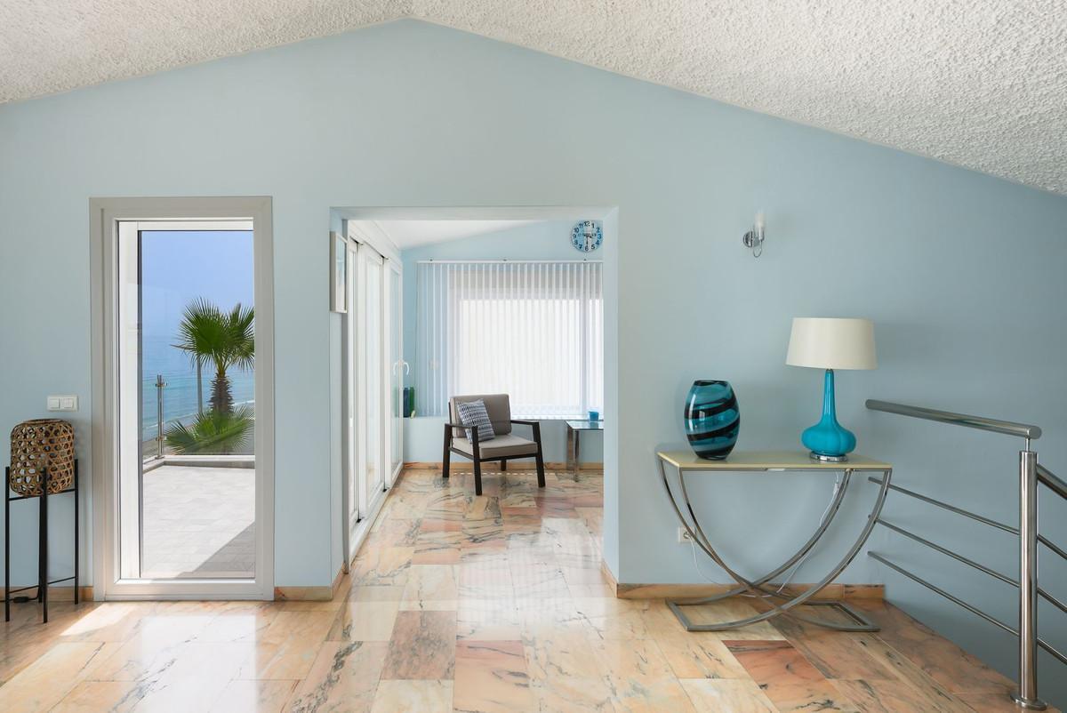 Villa for Sale in Estepona