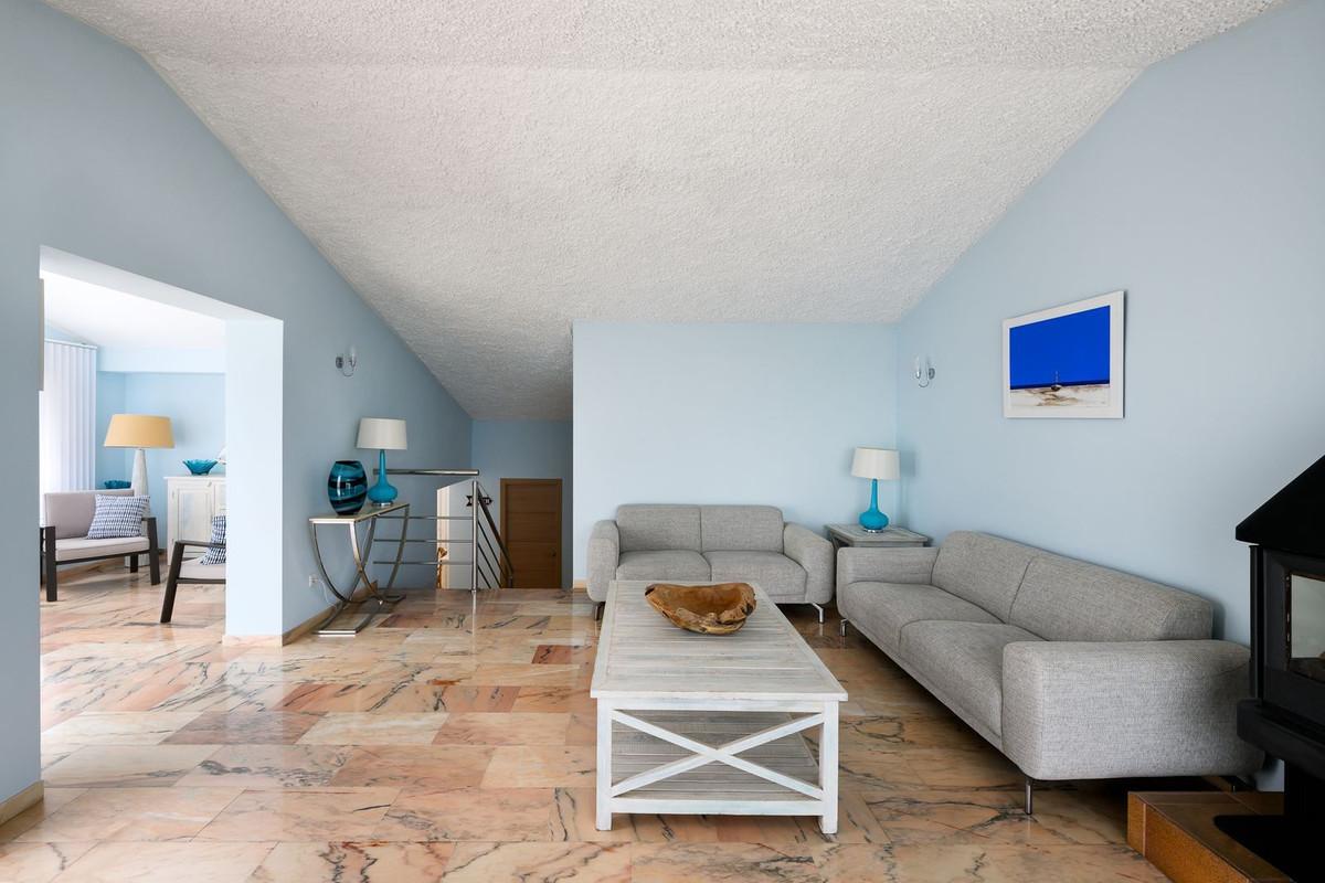 Villa for Sale in Estepona
