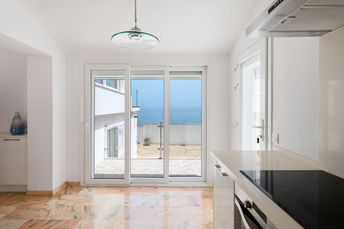 Villa for Sale in Estepona