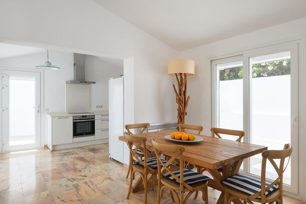 Villa for Sale in Estepona