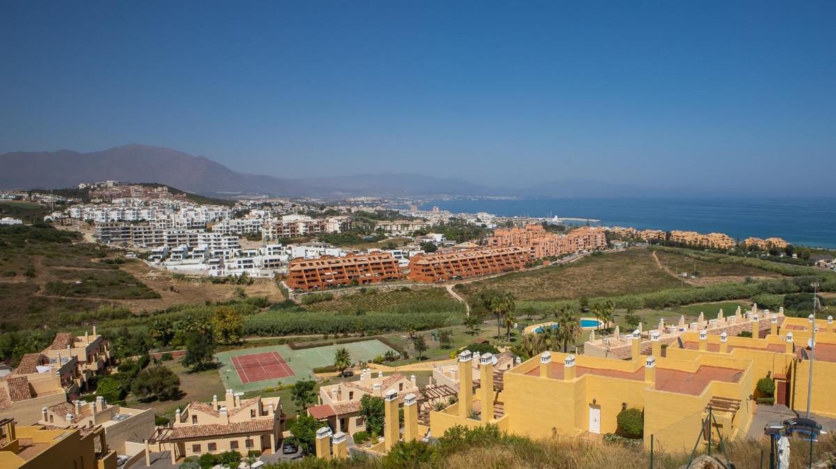 Apartment for Sale in Manilva