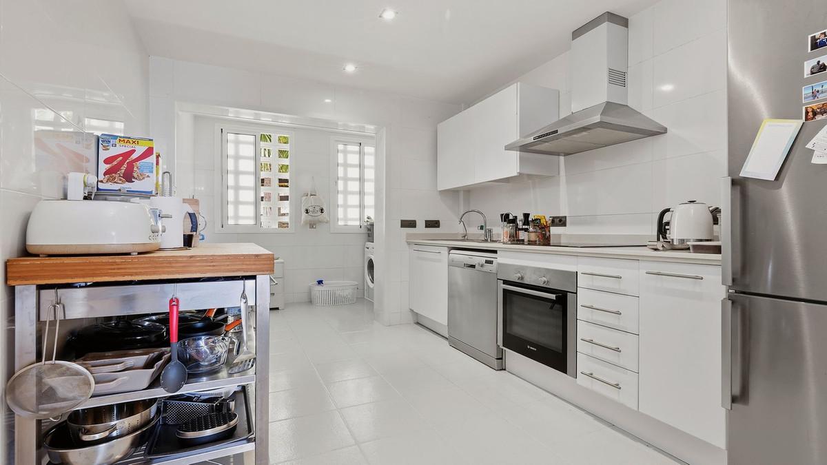 Apartment for Sale in Casares