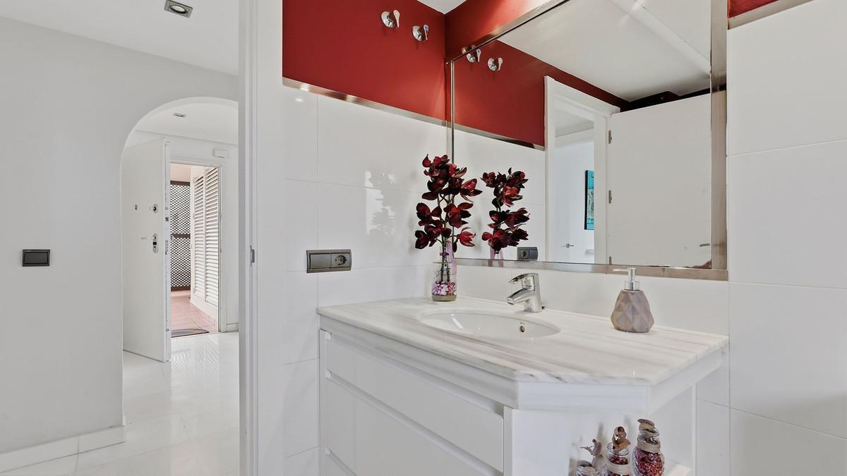 Apartment for Sale in Casares