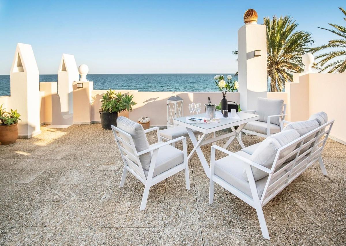 Penthouse for Sale in Estepona