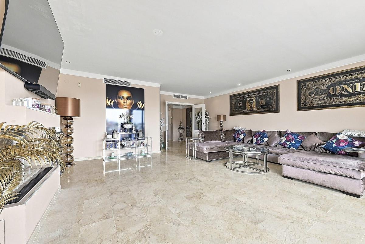 Penthouse for Sale in Benalmádena