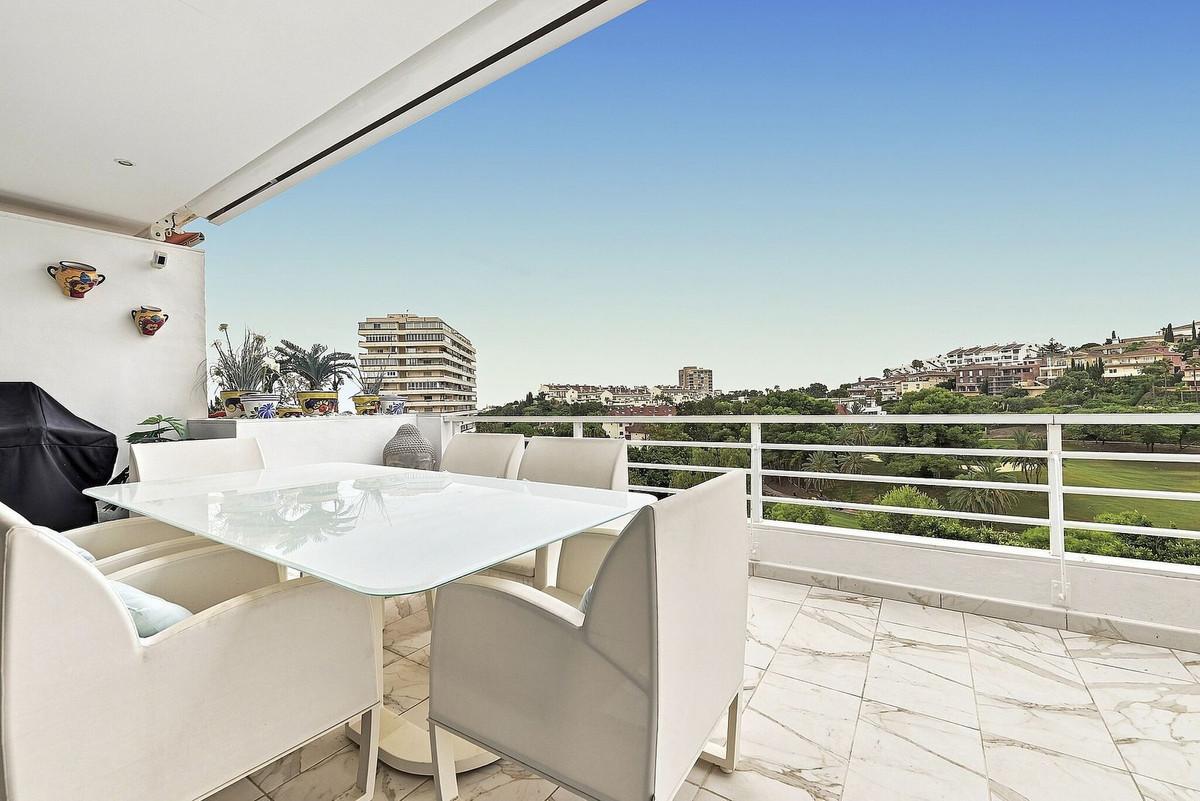 Penthouse for Sale in Benalmádena