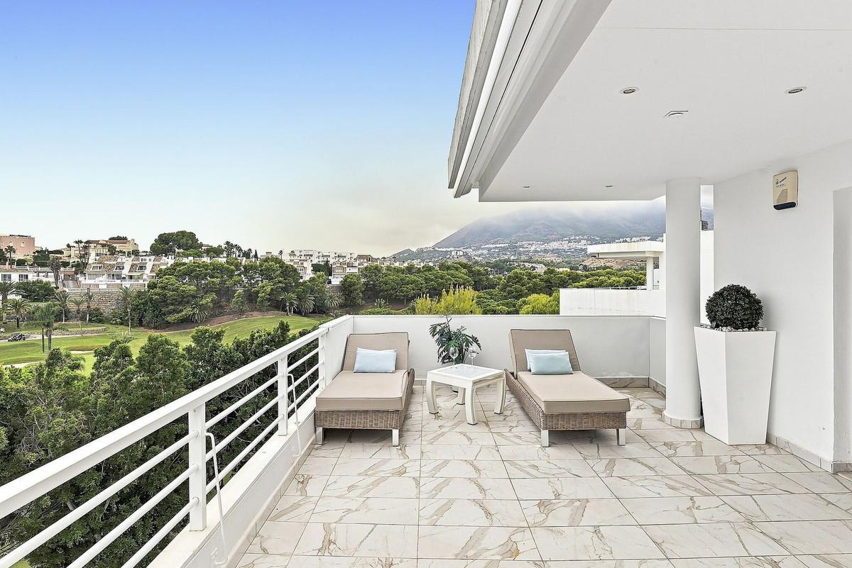 Penthouse for Sale in Benalmádena