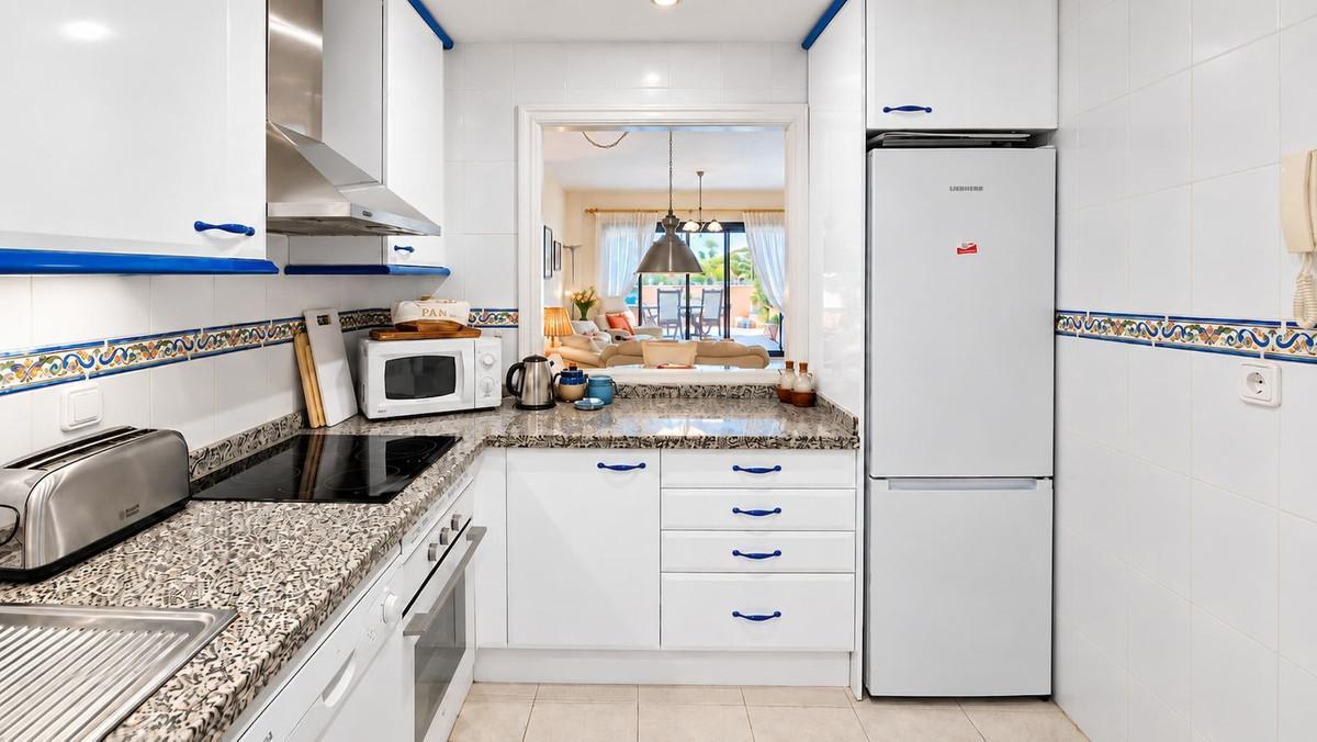 Apartment for Sale in Manilva
