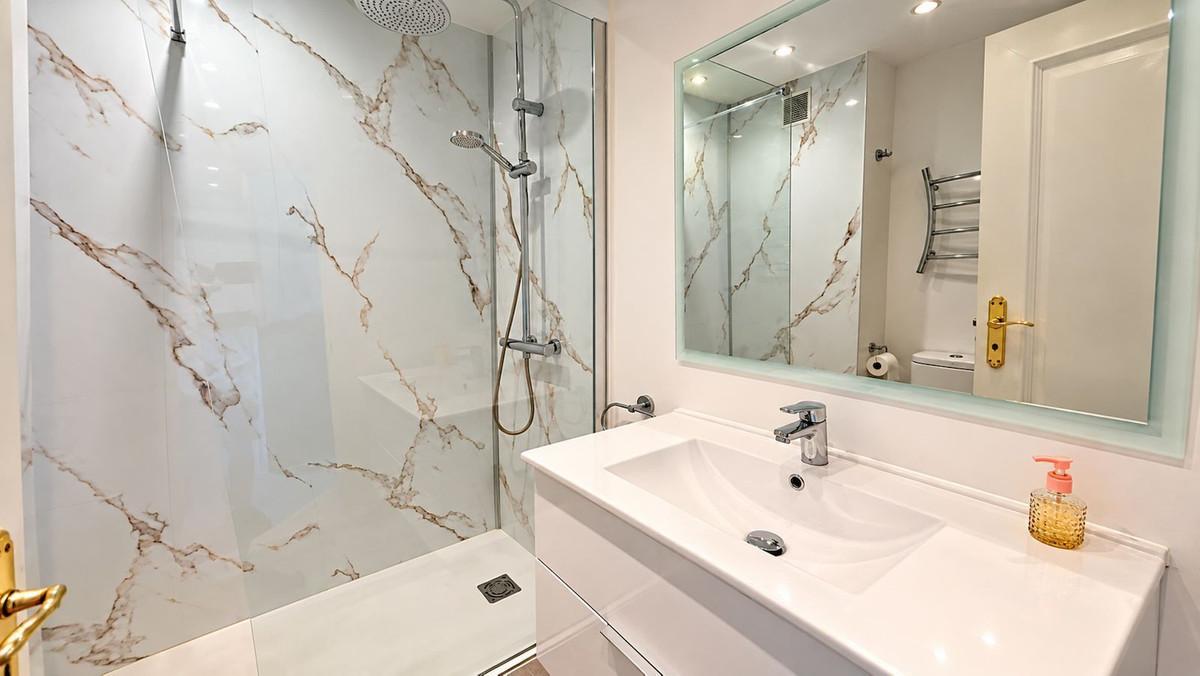 Penthouse for Sale in Manilva