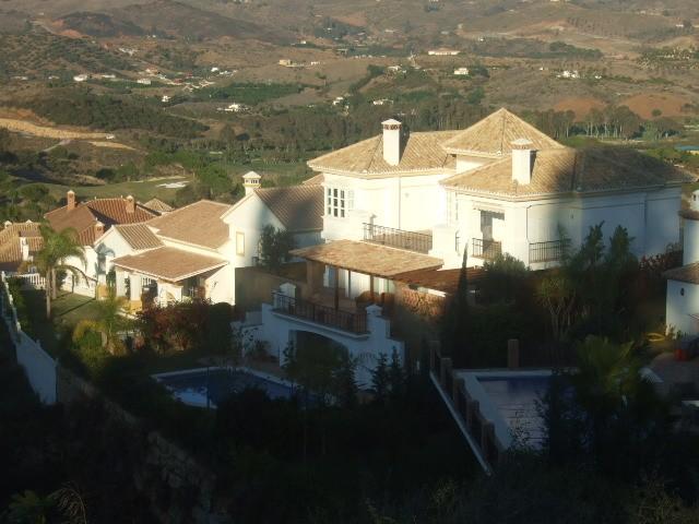 Plot for Sale in Mijas