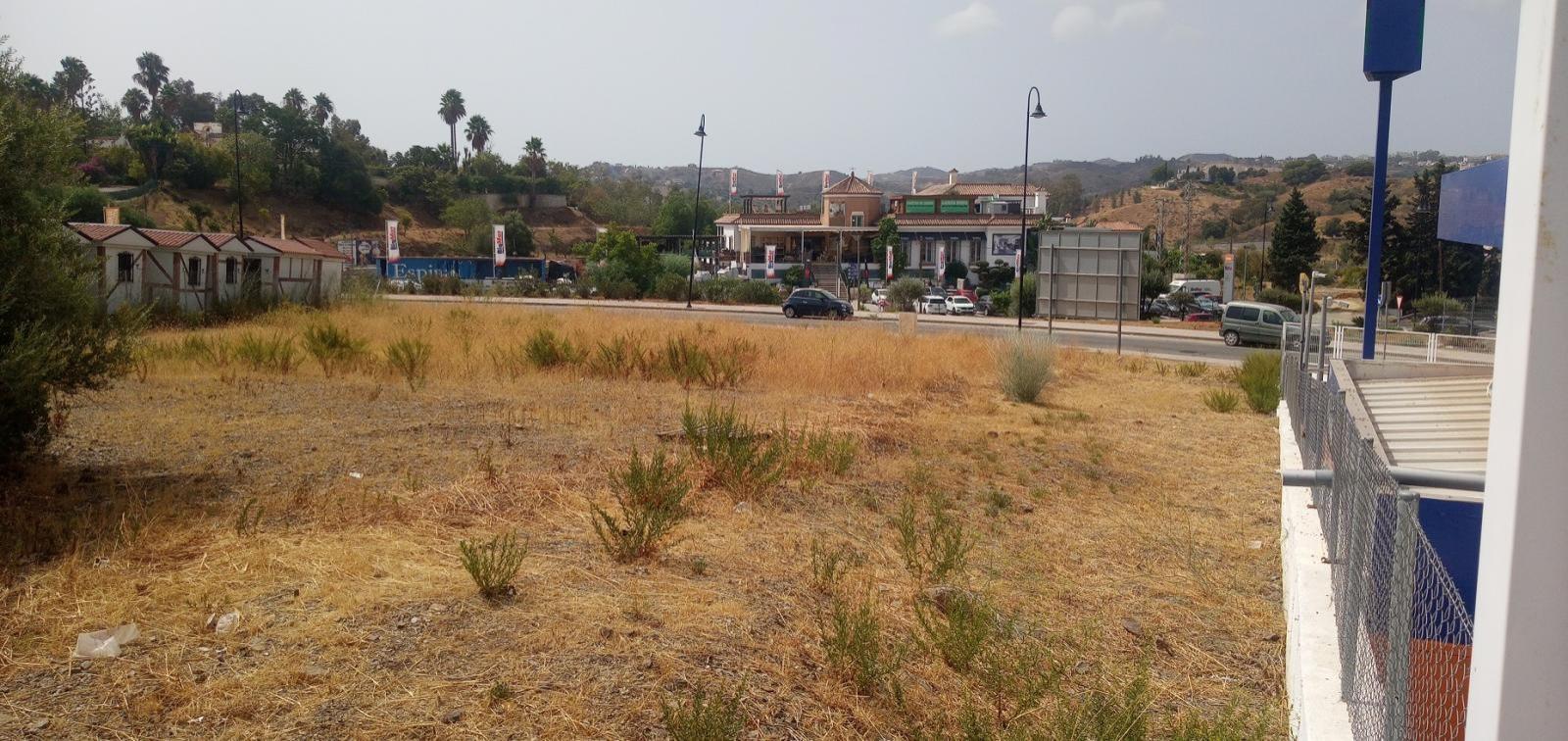 Plot for Rent in Mijas