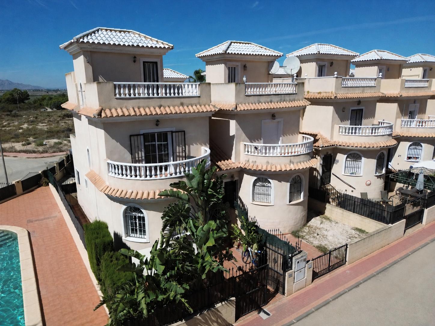 Pareado en Venta en Elche