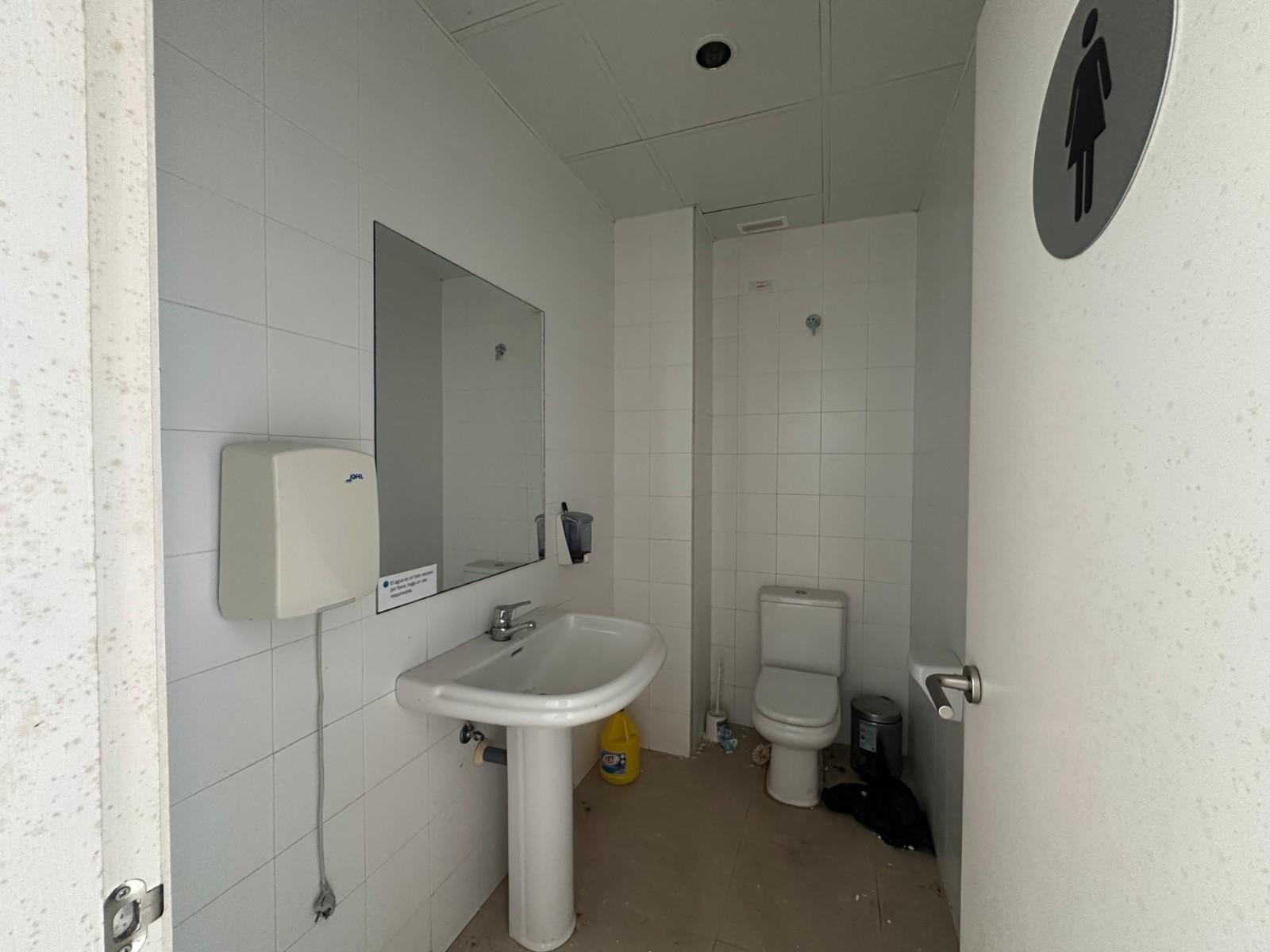 Premise for Sale in Daya Nueva