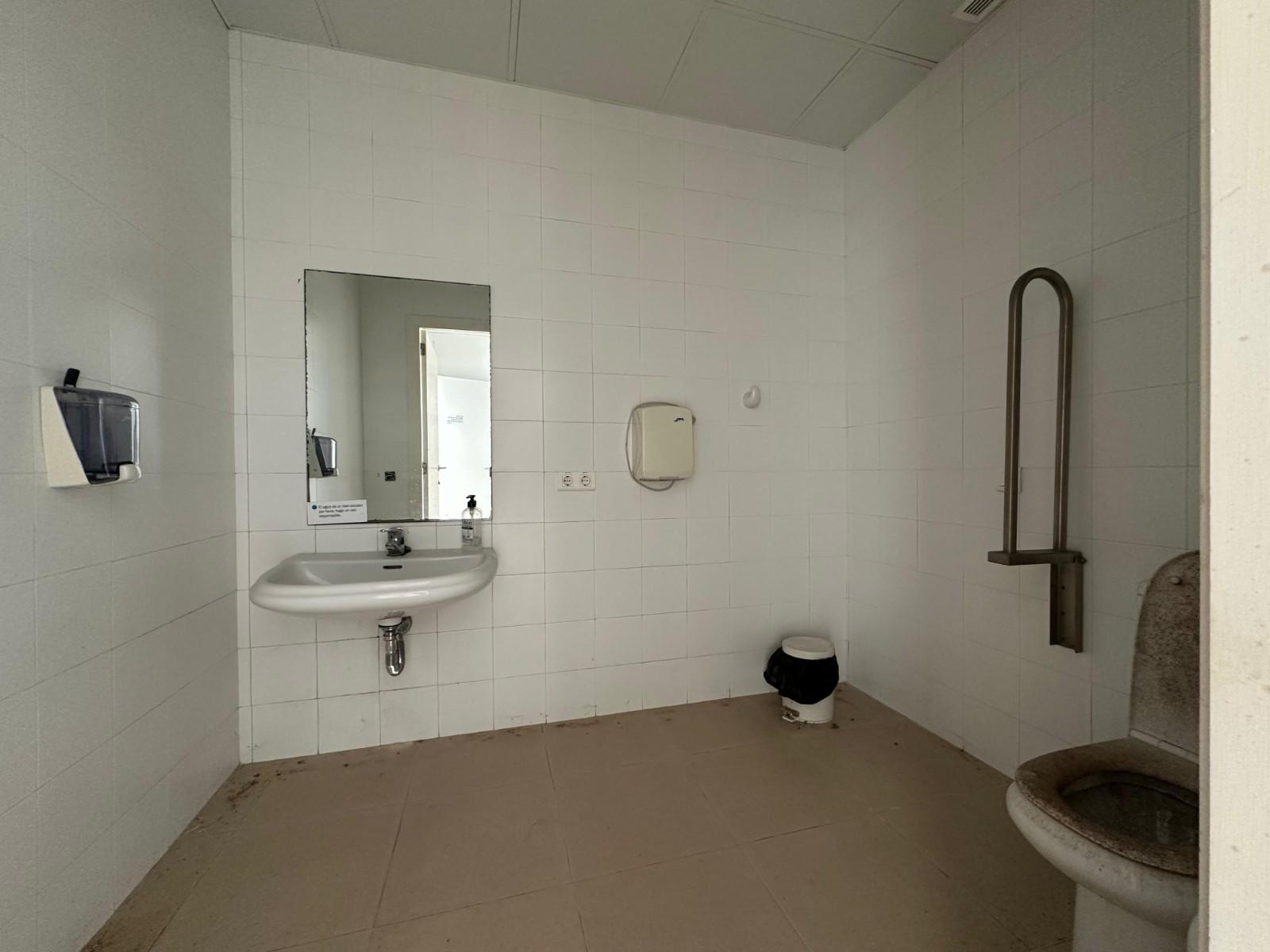 Premise for Sale in Daya Nueva