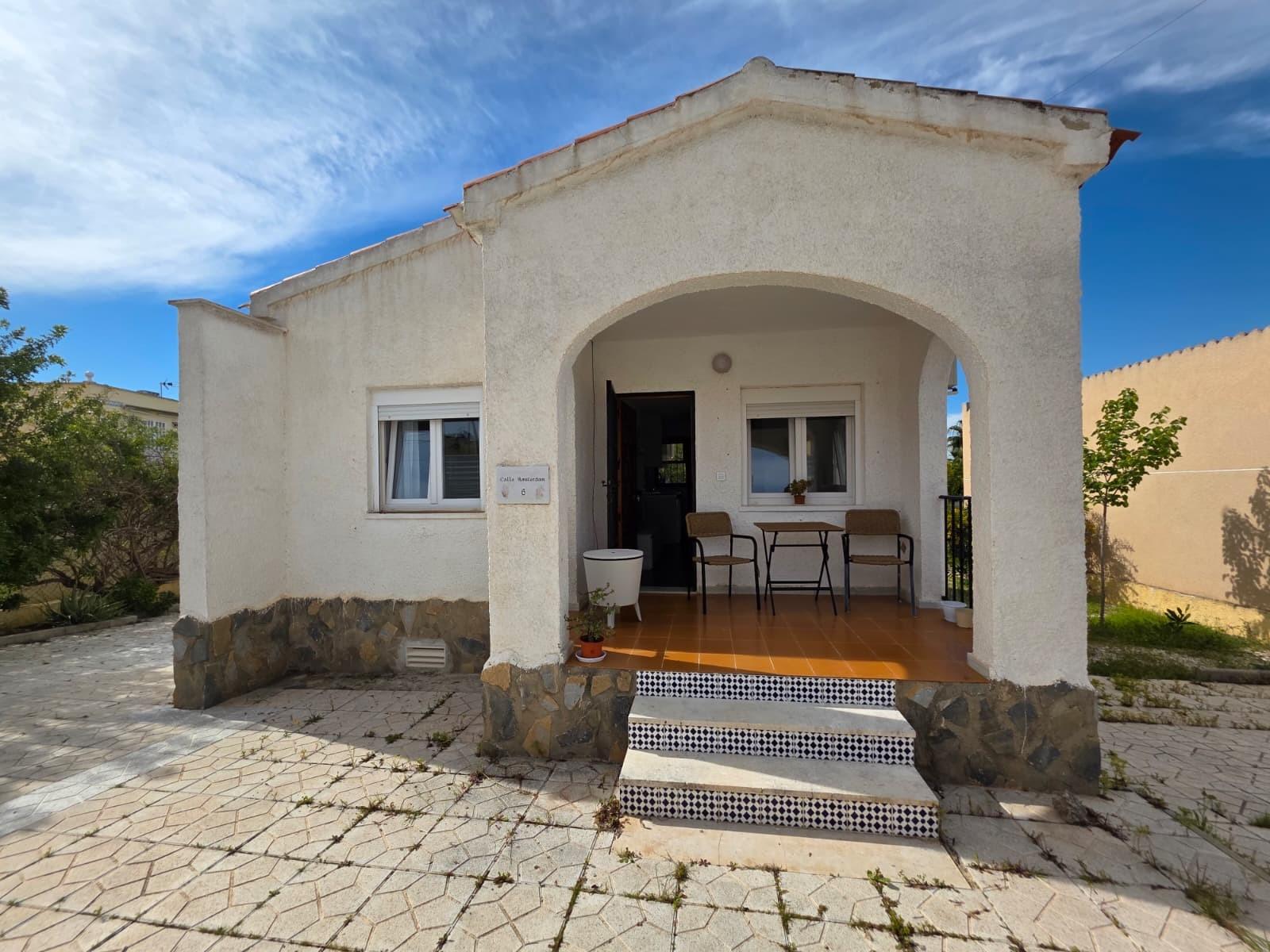 Villa for Rent in Elche