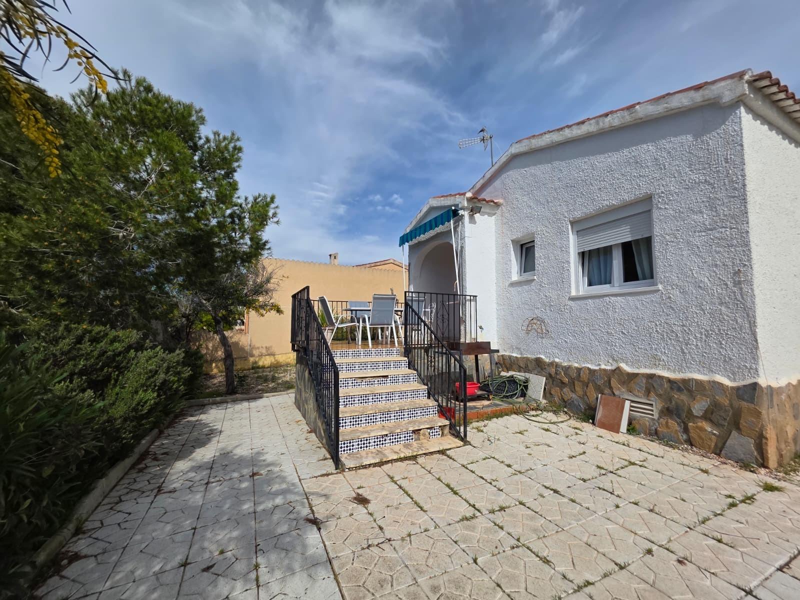 Villa for Rent in Elche