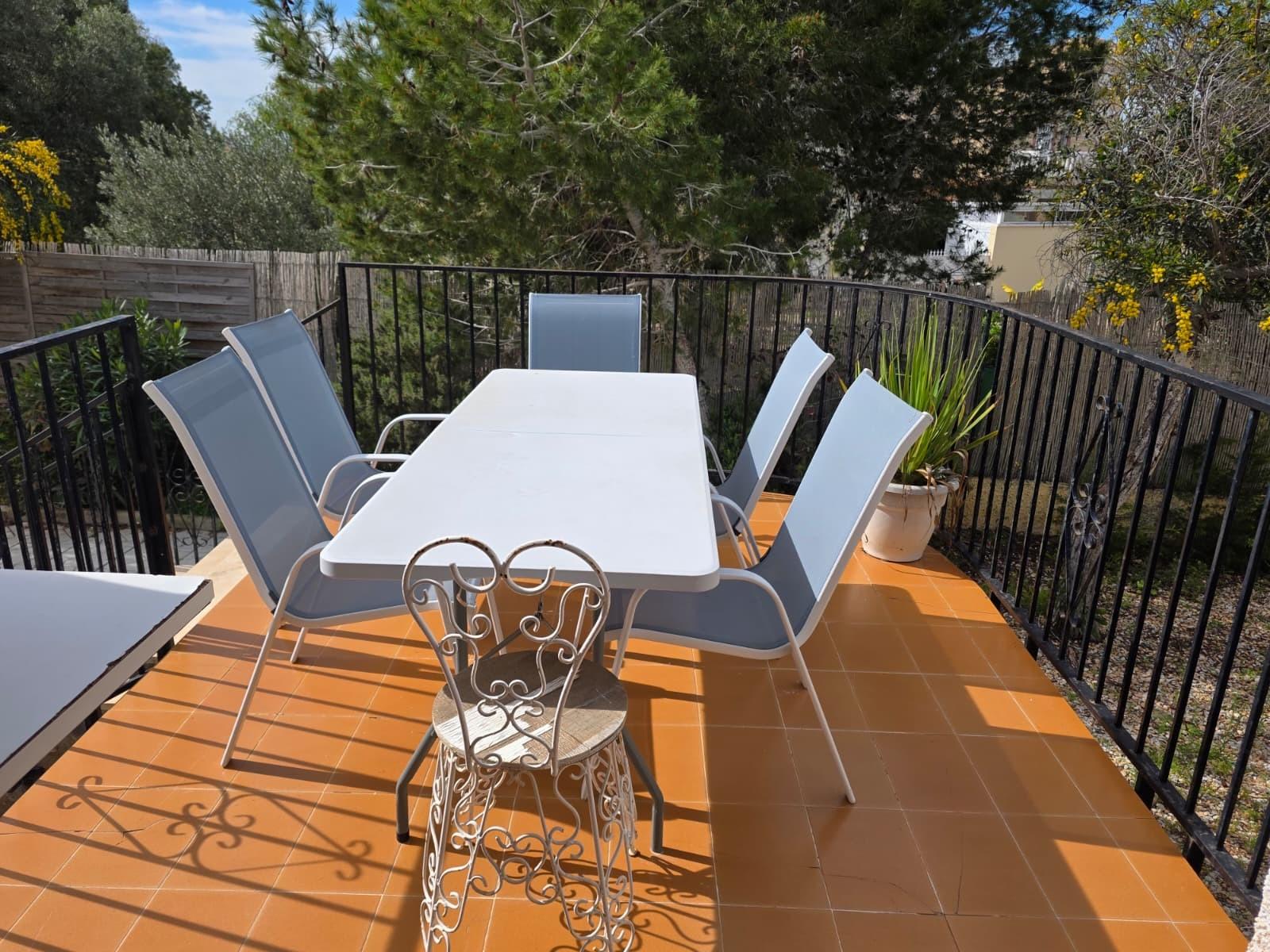Villa for Rent in Elche