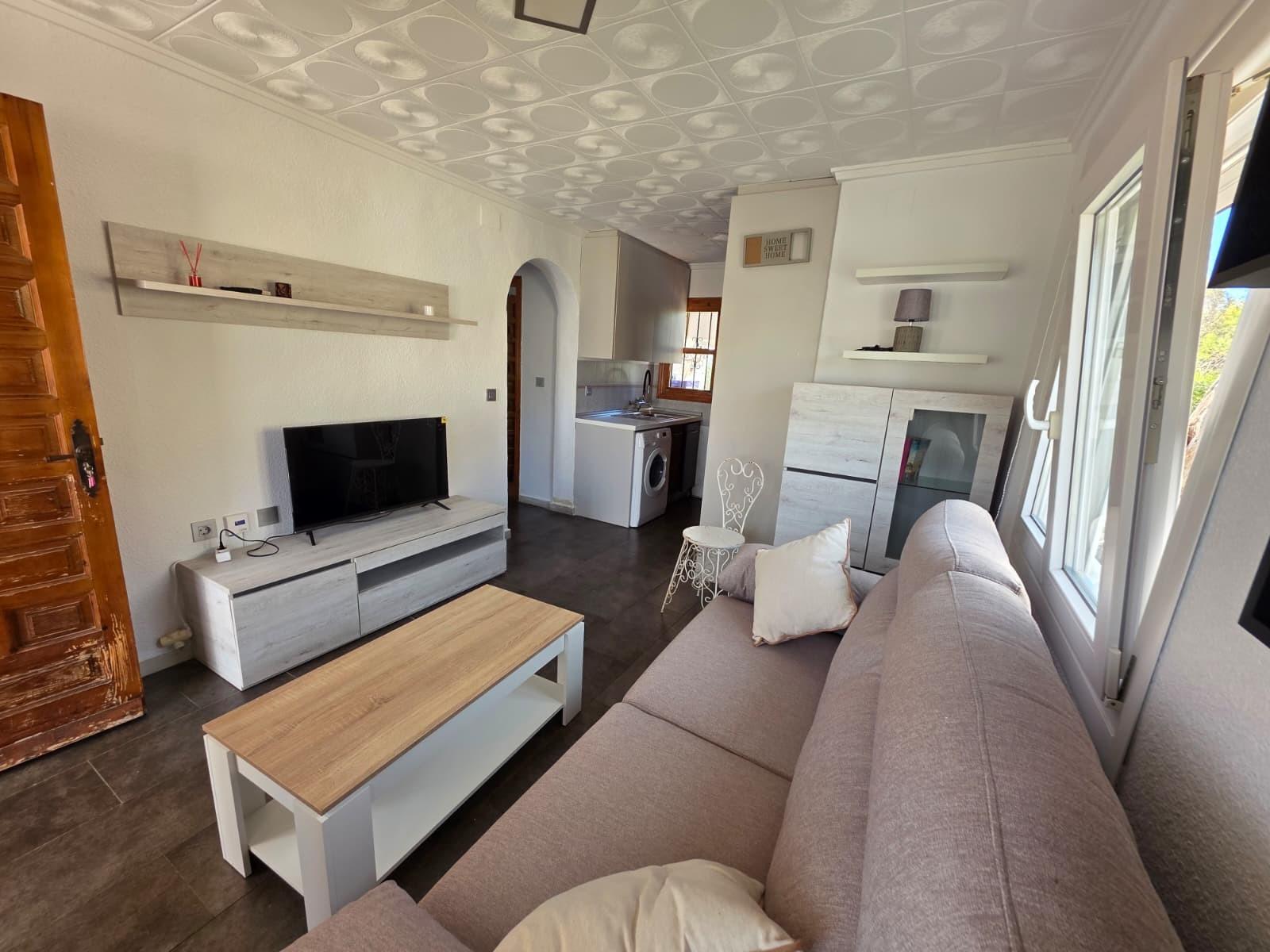 Villa for Rent in Elche
