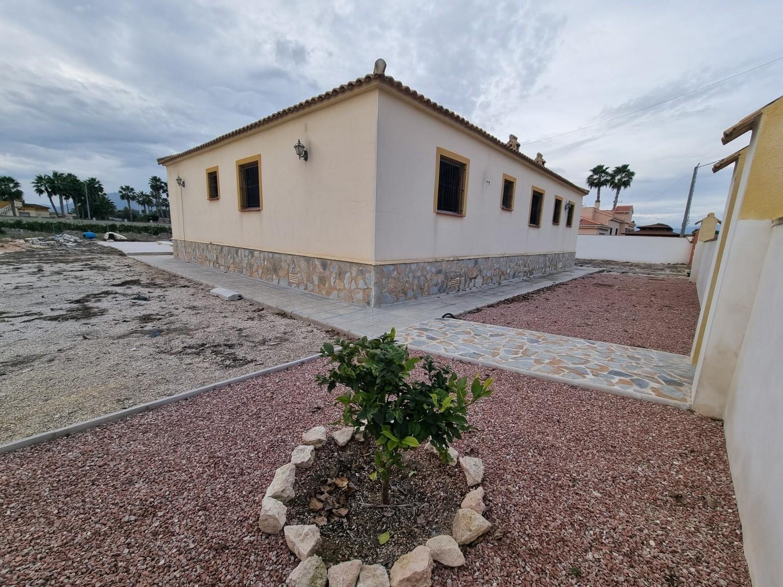 Villa en Venta en Catral