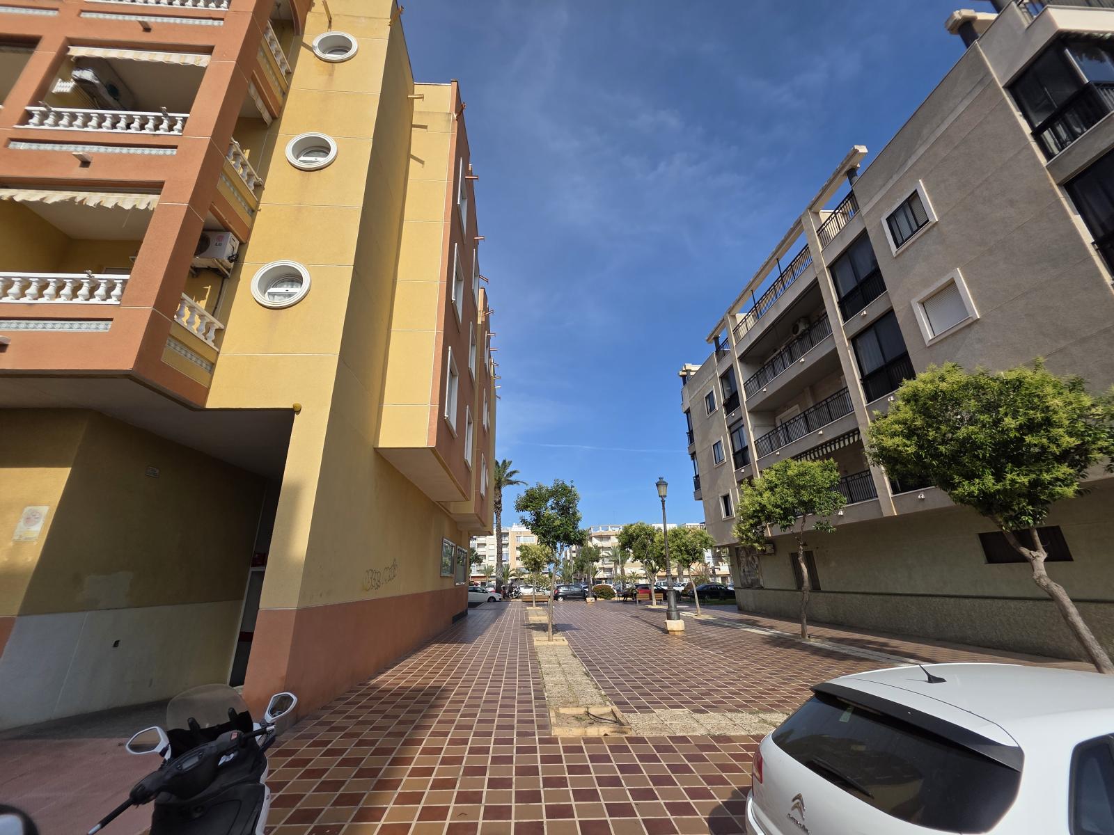 Garaje en Venta en Guardamar del Segura