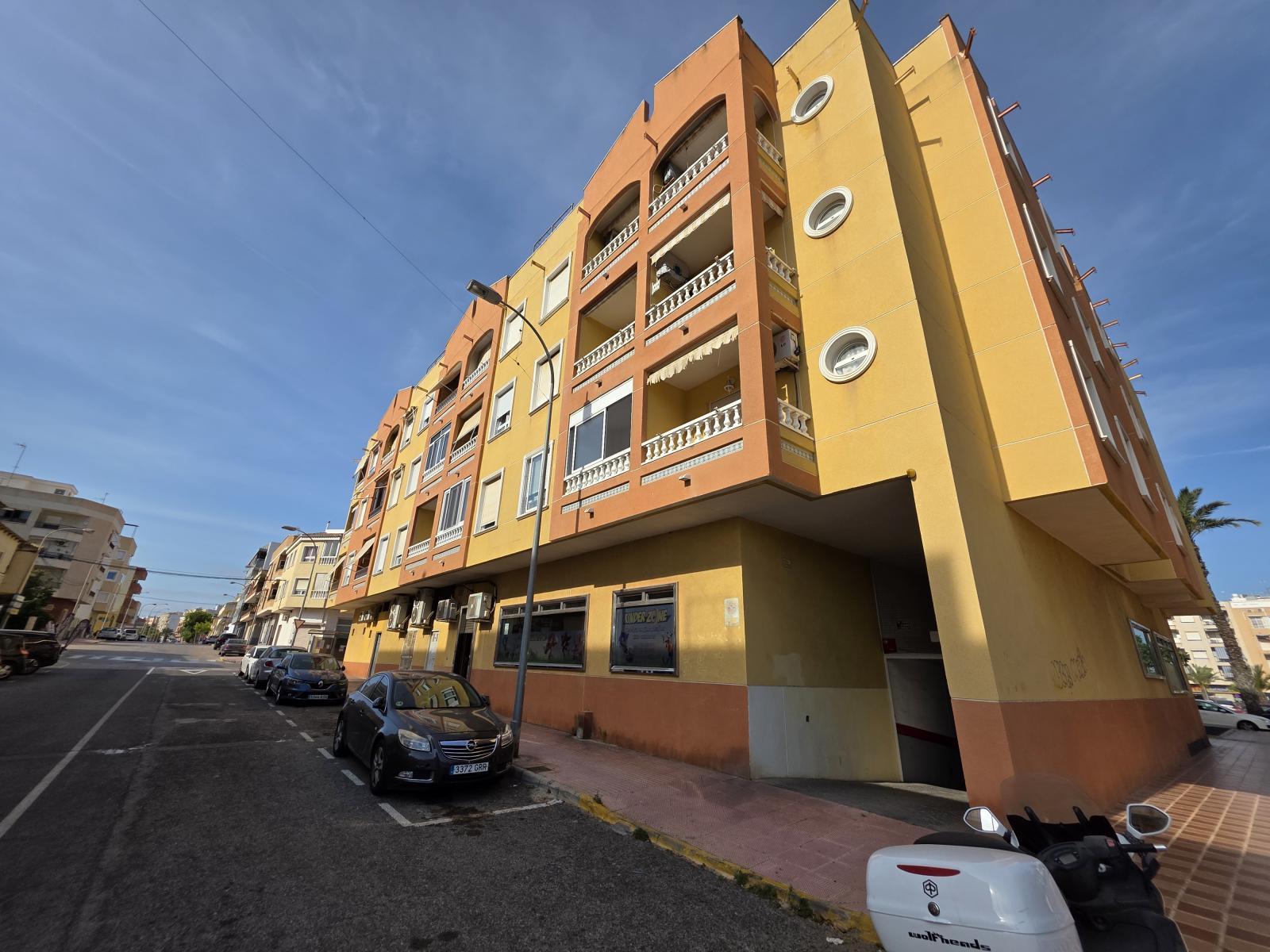 Garaje en Venta en Guardamar del Segura