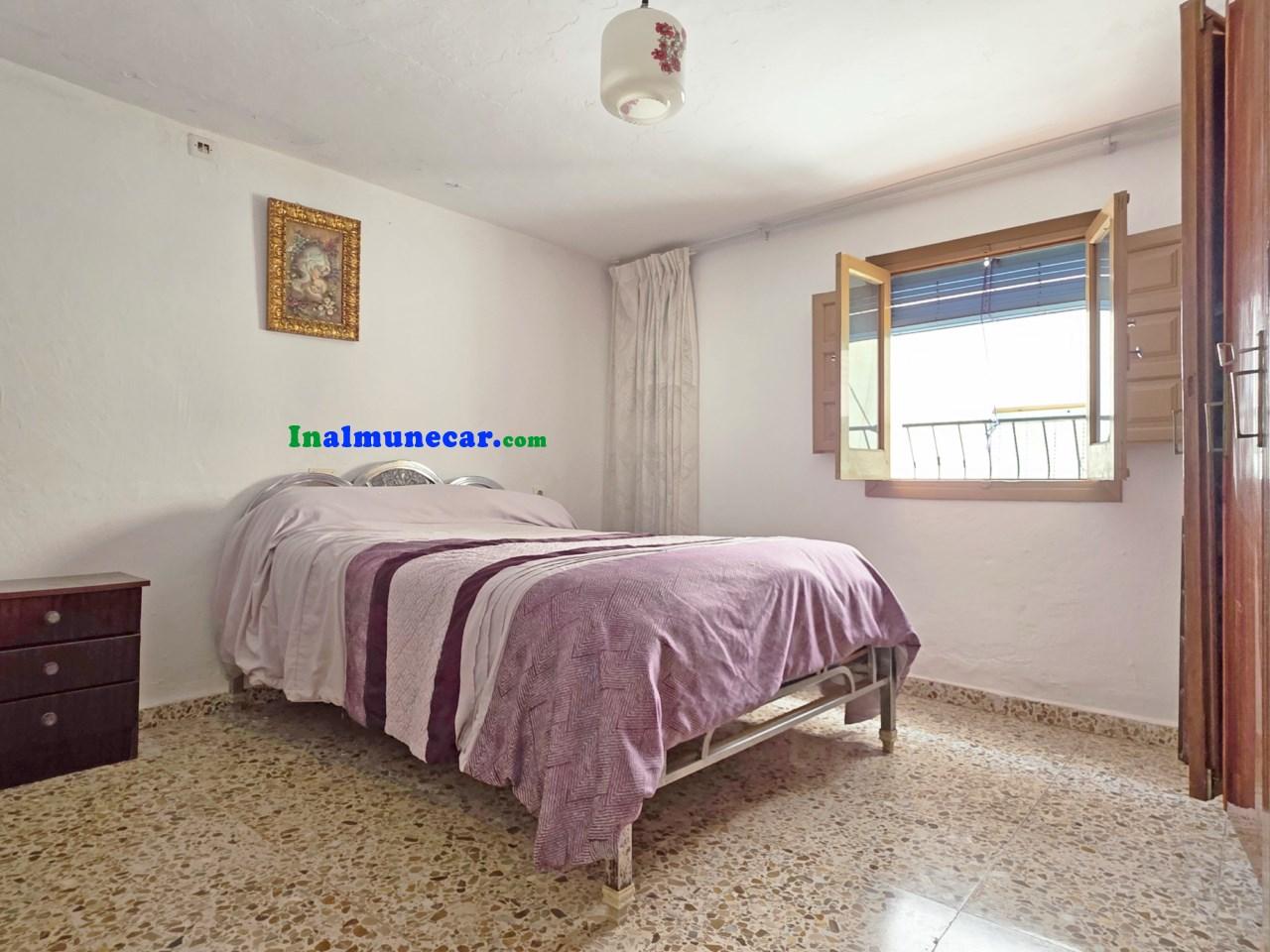Casa en Venta en Otívar