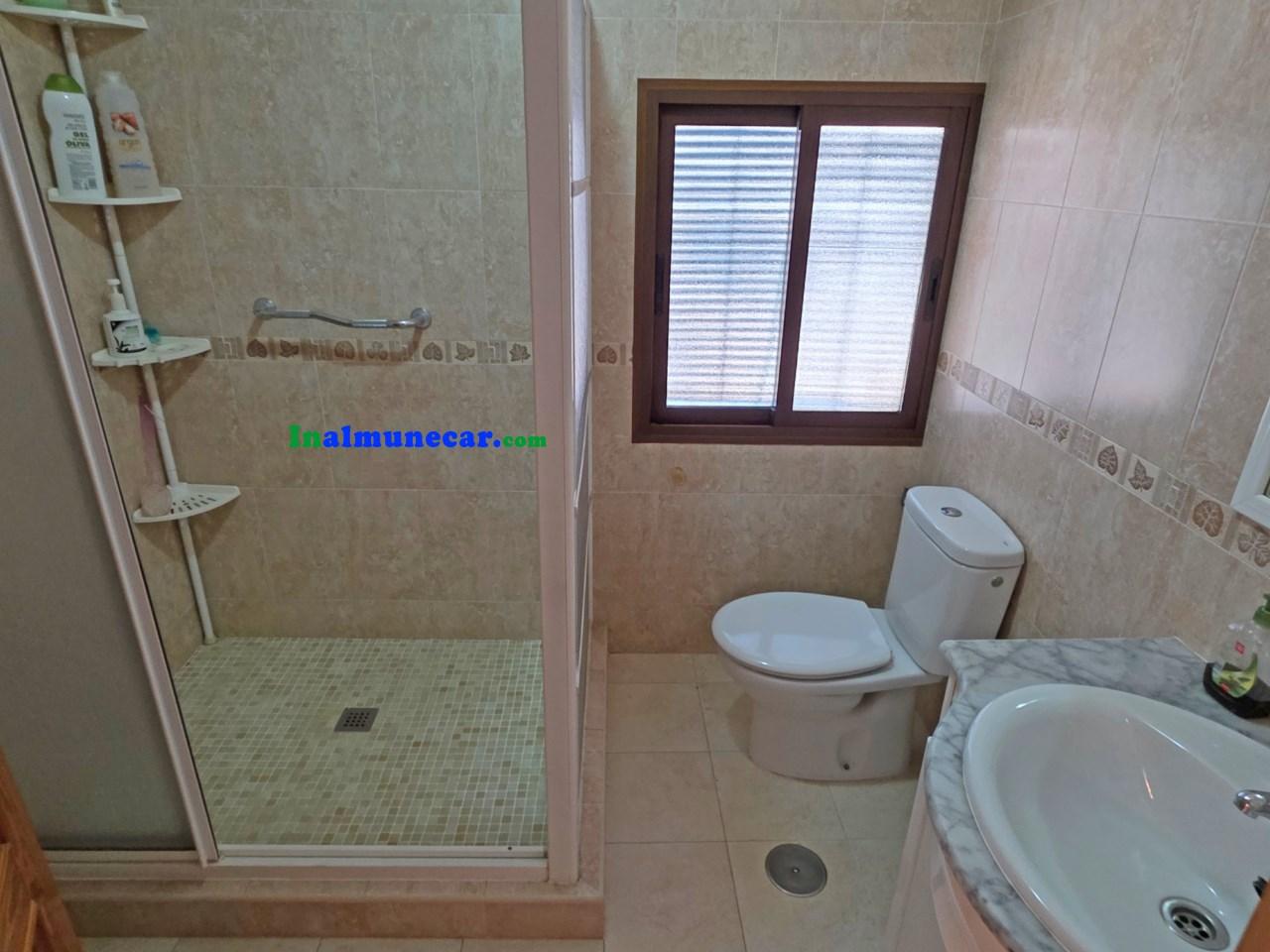 Casa en Venta en Otívar