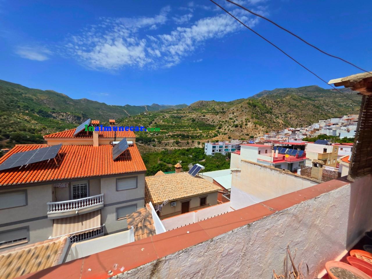 Casa en Venta en Otívar