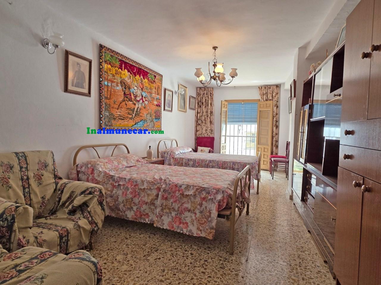 Casa en Venta en Otívar