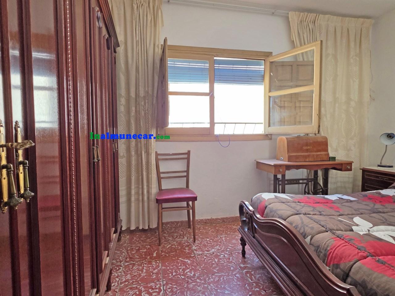 Casa en Venta en Otívar
