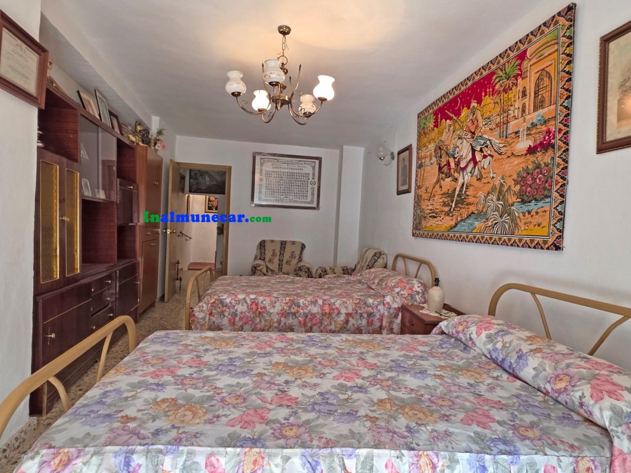 Casa en Venta en Otívar