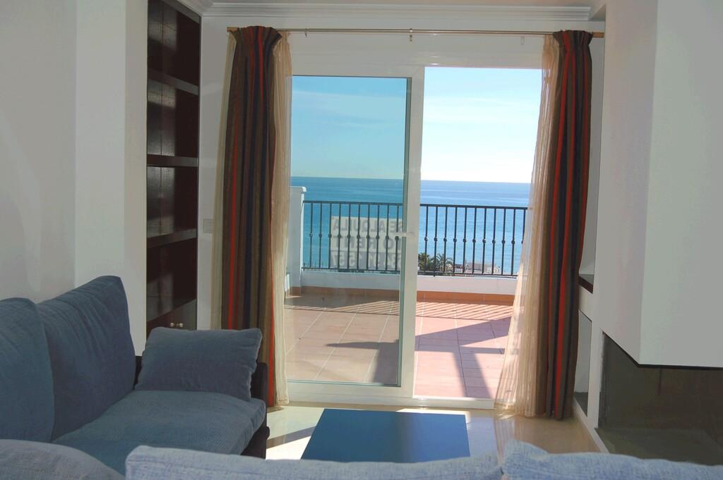 Penthouse for Rent in Torrox