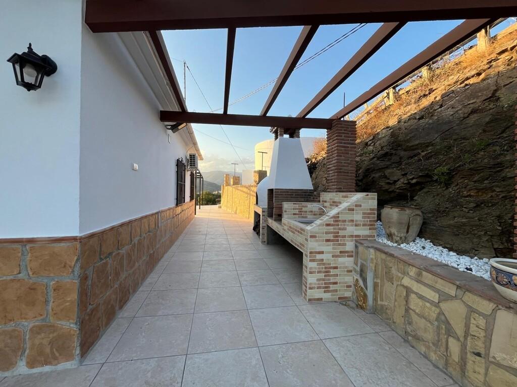Villa for Rent in Torrox