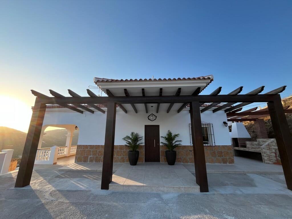 Villa for Rent in Torrox