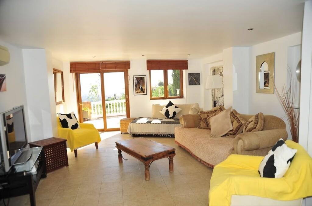 Villa for Rent in Torrox