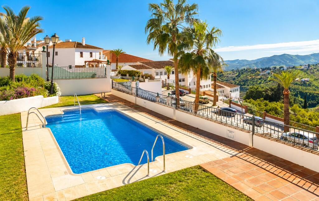 Apartment for Sale in Frigiliana