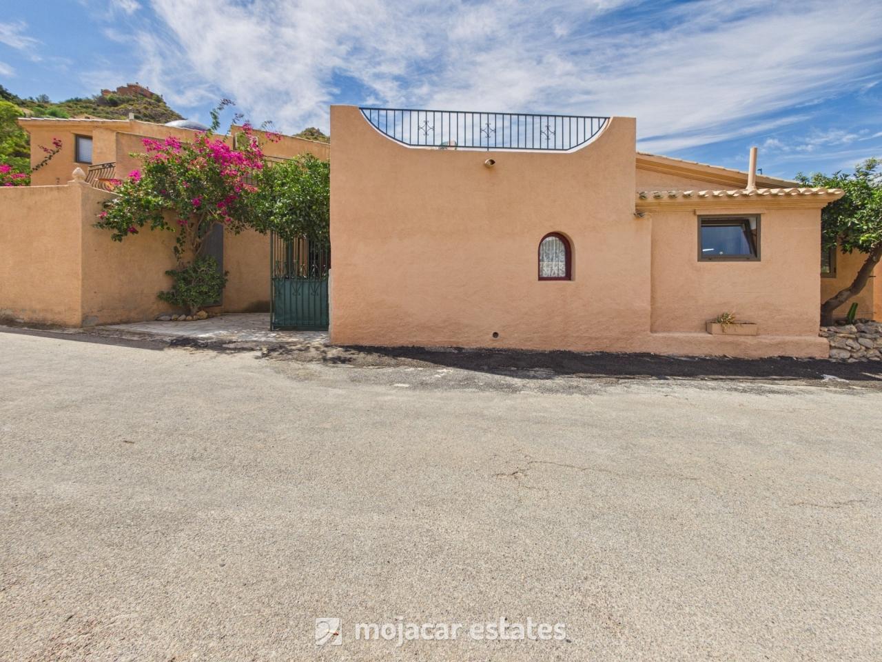 Villa for Sale in Turre