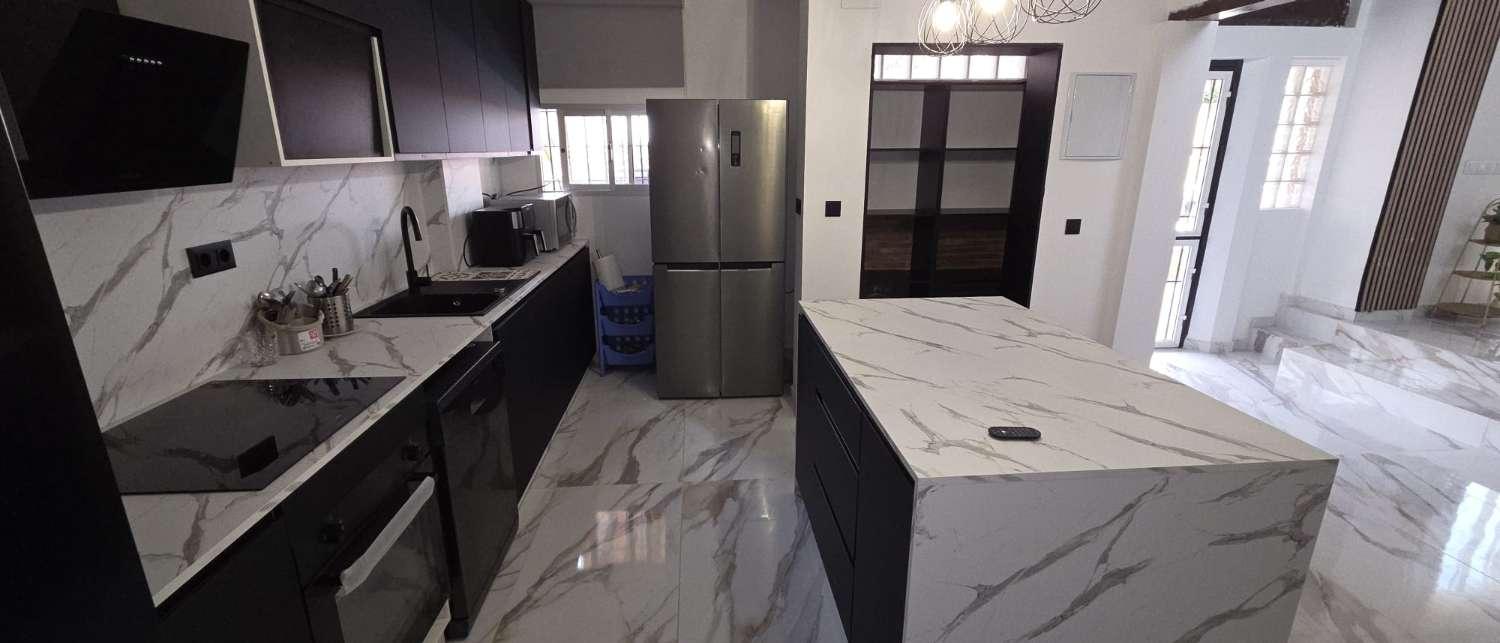 Villa for Sale in Alhaurín de la Torre