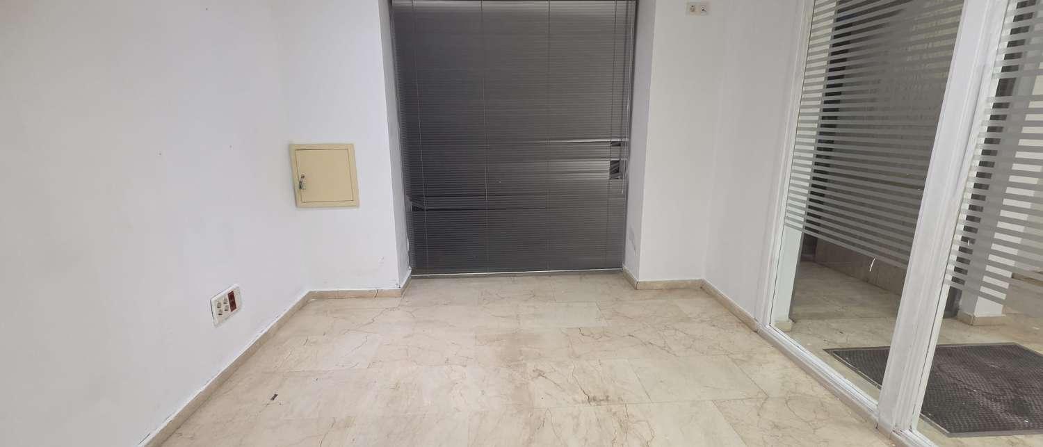 Flat for Sale in Pizarra
